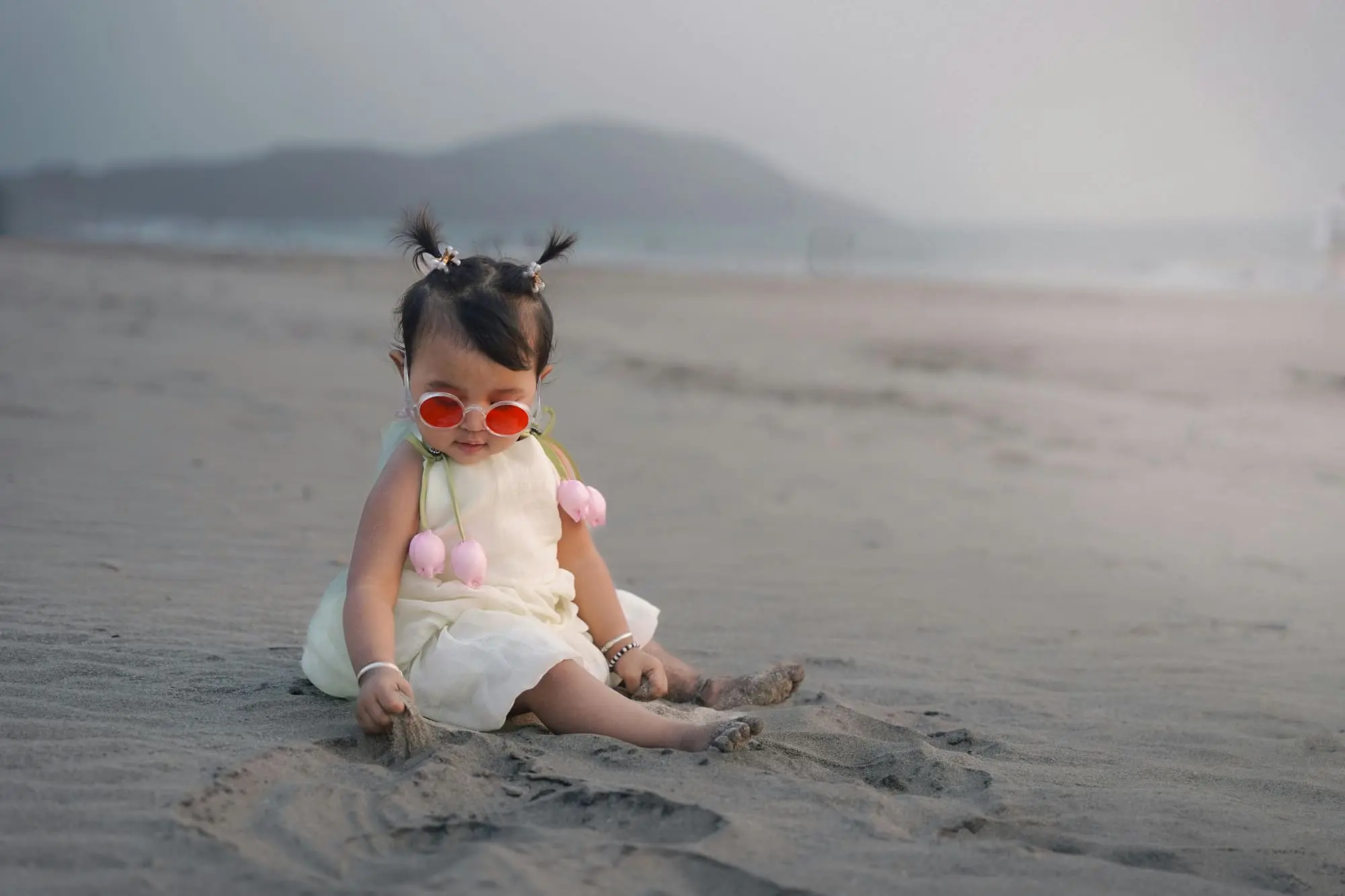 Best Travel Cots for Holidays & Overnight Stays: Parent Approved Picks