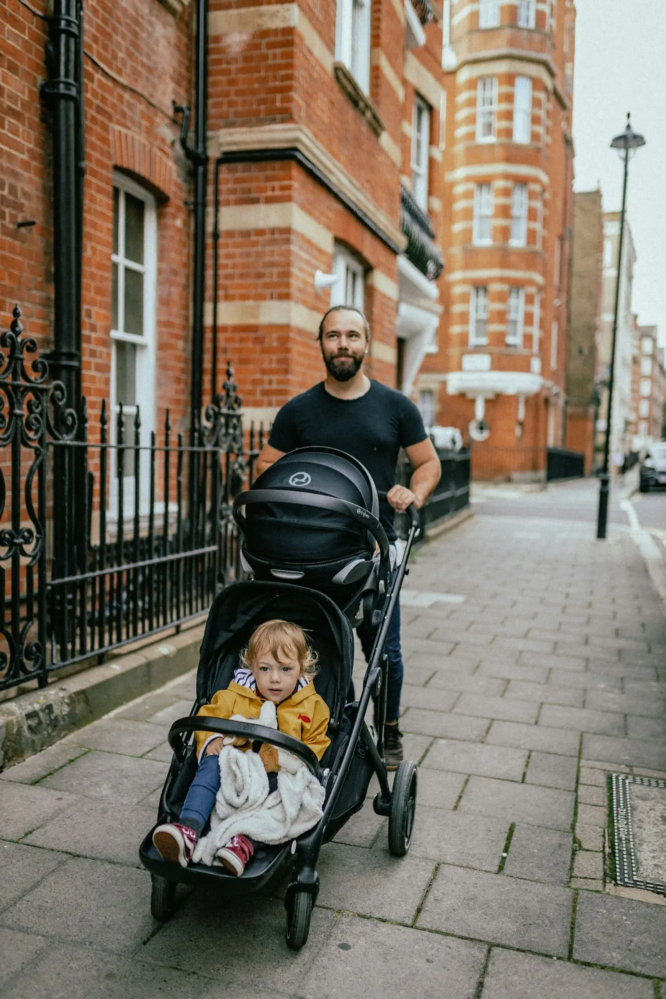 Best Double Prams 2026: 6 Top Picks for Growing Families